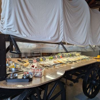 Bullock's Restaurant - Wagon salad bar - Seafood Near Me - Westminster, Maryland