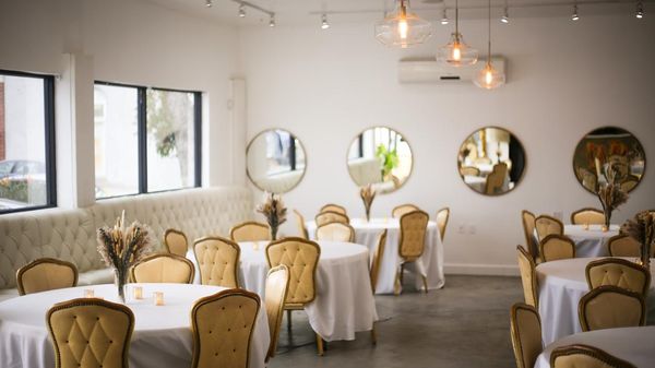 Wille's Tin Shop by null