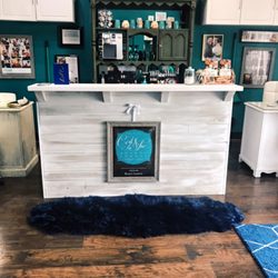 C'est La Vie Beauty Lounge - Welcome!
