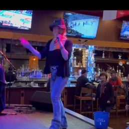 Line Dancing instruction by Samantha Line Dancing instruction by Samantha