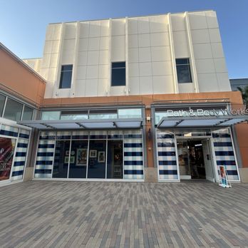 Bath & Body Works - Cosmetics & Beauty Supply Near Me - Las Vegas, Nevada Bath & Body Works - Cosmetics & Beauty Supply Near Me - Las Vegas, Nevada