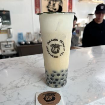 Tea King - Milk Cap Four Seasons Oolong with boba - Bubble Tea Near Me - Seattle, Washington