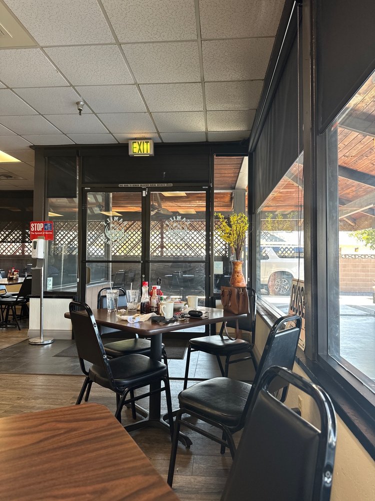 M & J Family Restaurant