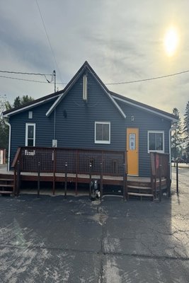 Sunset Tavern by null