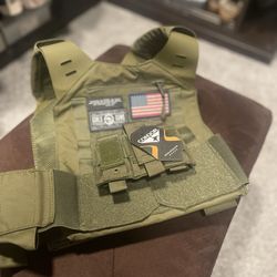LA Police Gear - Ontario - Low Vis Plate Carrier featuring my triple mag pouch accessory and a few patches I picked up.