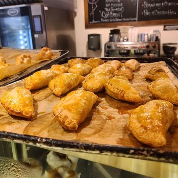 Empanada Harry's Bakery and Cafe - Baked empanadas. - Venezuelan Near Me - Miami, Florida