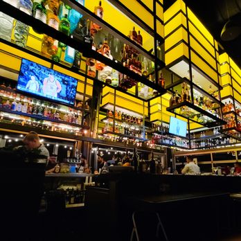 Canvas - Bar - New American Near Me - Orlando, Florida
