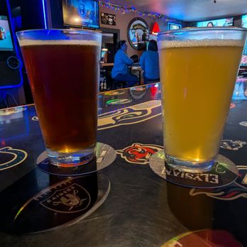 White Buffalo Saloon - Craft pounders for $5.75 (hh). - Pubs Near Me - Everett, Washington White Buffalo Saloon - Craft pounders for $5.75 (hh). - Pubs Near Me - Everett, Washington