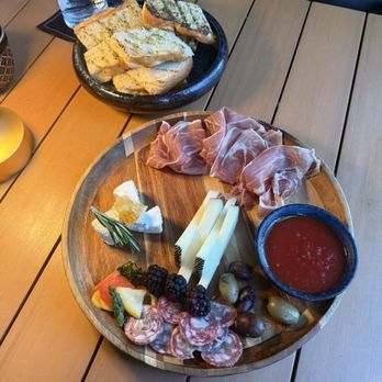 Bar Helios - Seafood Near Me - Orlando, Florida