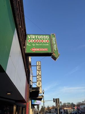Virtuoso Pizzeria by David Losole by null