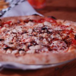 Pizza Bocca Lupo - Chicken, Bacon, Onion -- Closeup