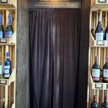Baxters Restaurant & Bar - Entrance to The Office. - Bars Near Me - Benicia, California