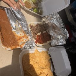 Chips and salsa Chips and salsa