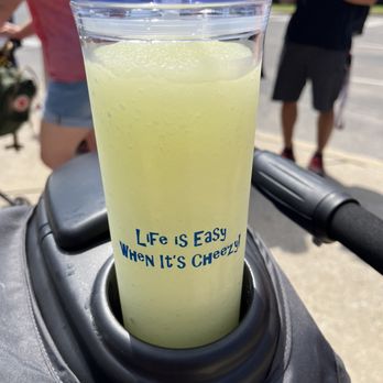 Cheezy Does It - Lemonade slushee - Food Trucks Near Me Cheezy Does It - Lemonade slushee - Food Trucks Near Me