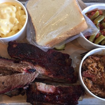 True Texas BBQ - Ribs, brisket, macaroni and cheese, bread, green beans and pulled pork. - Barbeque Near Me - Killeen, Texas