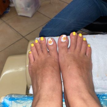 Profinish Nail - Pedicure with flowers - Nail Salons Near Me - San Diego, California
