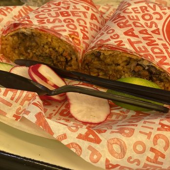 Desvelados - Brick burrito - Mexican Near Me - Glendale, California