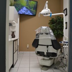 Holistic Dental Hygiene Clinic - Hygiene room 2