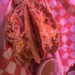 Pink Cadillac Restaurant - Crunchy tacos