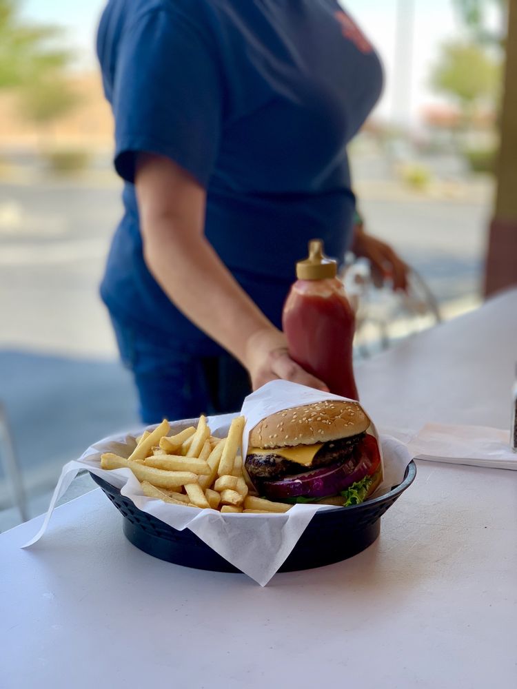 SKILLET TOO 76 Photos & 72 Reviews 16922 Main St, Hesperia, CA Yelp