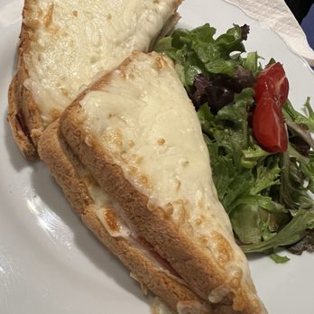 Le Parisien - CROQUE MONSIEUR - French Near Me - New York, New York Le Parisien - CROQUE MONSIEUR - French Near Me - New York, New York