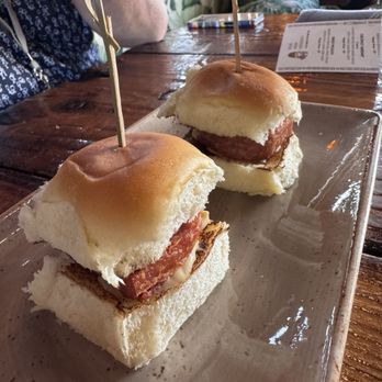 Wilfred's Lounge - Hawaiian Near Me - Napa, California