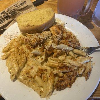 Chili's - chicken pasta - Bars Near Me - Oxford, Mississippi Chili's - chicken pasta - Bars Near Me - Oxford, Mississippi