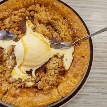 Mama Zoe Michael's - Apple cobbler @_thencfoodie_ - Southern Near Me - Winston-Salem, North Carolina Mama Zoe Michael's - Apple cobbler @_thencfoodie_ - Southern Near Me - Winston-Salem, North Carolina