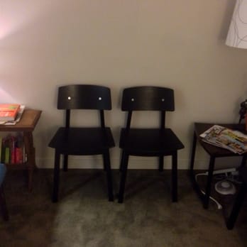 Deep River Bodyworks - Pleasant waiting room with tea and water - Massage Therapy Near Me - Seattle, Washington