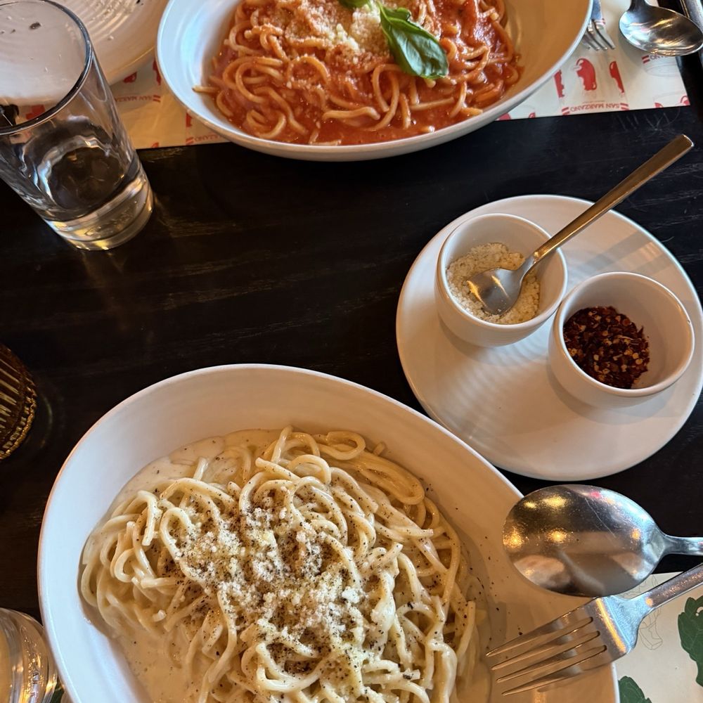 CACIO E PEPE PASTA CACIO E PEPE PASTA