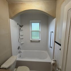 Bathtub remodel, bathtub install, one-day remodel, custom fit, seamless walls, grab bar, lifetime warranty, shelves, easy-to-clean