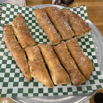 Pizza Classics - Garlic bread - Pizza Near Me - San Antonio, Texas Pizza Classics - Garlic bread - Pizza Near Me - San Antonio, Texas
