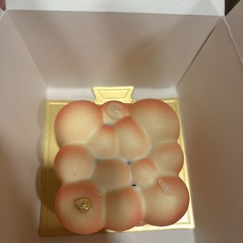 Champagne Poetry - Peach dessert (to go) - Champagne Bars Near Me - Portland, Oregon Champagne Poetry - Peach dessert (to go) - Champagne Bars Near Me - Portland, Oregon