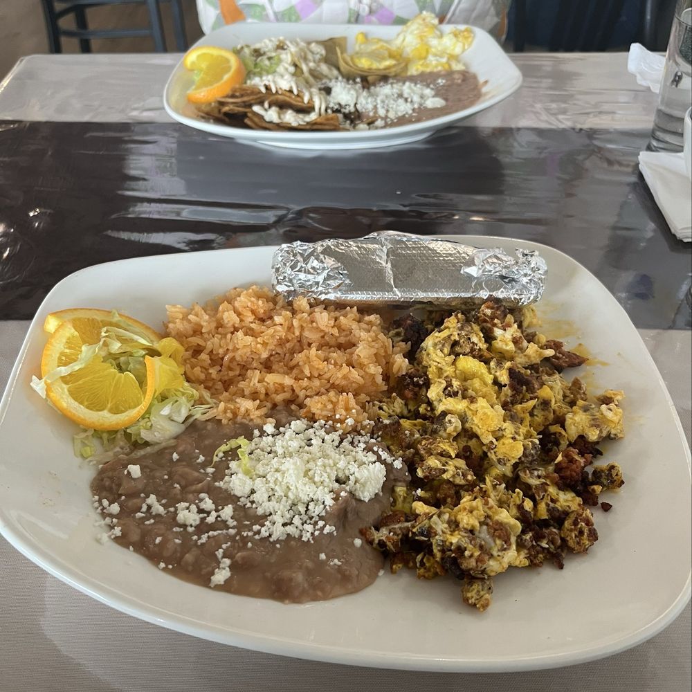 Anitas Breakfast - Huevos Con Chorizo and Chilaquiles! - Mexican Near Me - Vallejo, California
