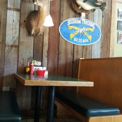Ivie's Country Cafe - Your booth awaits