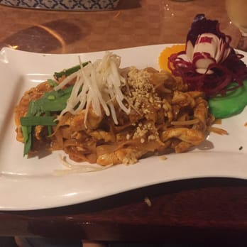 N Thai Palace - Chicken pad Thai - Thai Near Me - Old Bridge, New Jersey