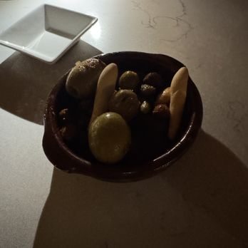 Dos Besos - Olives - Spanish Near Me - Pasadena, California