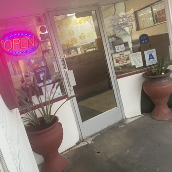 El Trigo - Apparently their closed. Grill has been cleaned. - Mexican Near Me - Riverside, California