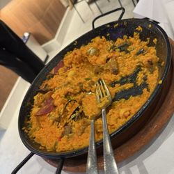 Mesón Compostela - Paella