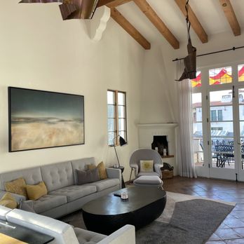 Paradise Retreats - Lovely spaces for gathering with family or friends. - Vacation Rentals Near Me - Santa Barbara, California Paradise Retreats - Lovely spaces for gathering with family or friends. - Vacation Rentals Near Me - Santa Barbara, California