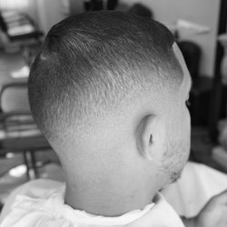 Stolp Island Grooming - Light Creme, Med Hold & Shine, Extra Detail