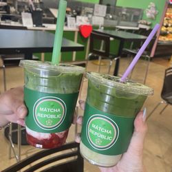 Strawberry matcha & Lavender earl grey matcha
