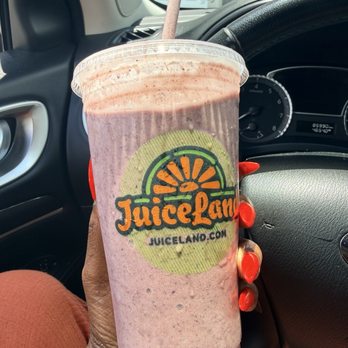 JuiceLand - Honey Beary smoothie - Juice Bars & Smoothies Near Me - Houston, Texas JuiceLand - Honey Beary smoothie - Juice Bars & Smoothies Near Me - Houston, Texas