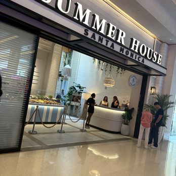 Summer House - New American Near Me - Las Vegas, Nevada Summer House - New American Near Me - Las Vegas, Nevada