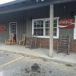 Mama's Kountry Table - Front