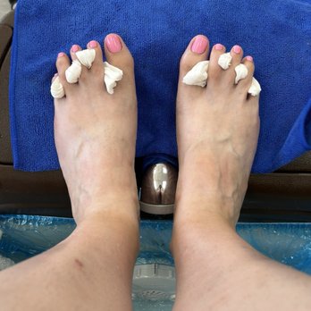 Cindy Nails & Spa - Regular pedicure, best massage of my life from a nail salon! - Nail Salons Near Me - La Mesa, California