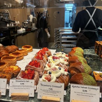 Salswee - Inside - Bakeries Near Me - New York, New York Salswee - Inside - Bakeries Near Me - New York, New York