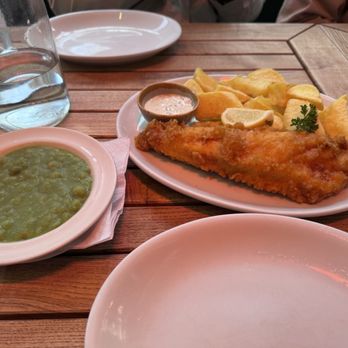 Rock & Sole Plaice - Mushy Peas and Regular Cod & Chips - Fish & Chips Near Me - London, XGL