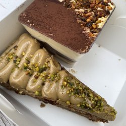 Aromi - Cambridge - Pistachio cake, pistachio tiramisu