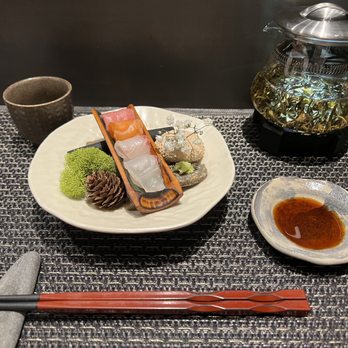 Mako - Sushi Bars Near Me - Chicago, Illinois Mako - Sushi Bars Near Me - Chicago, Illinois